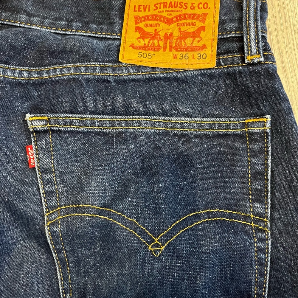 Levi’s 505 jeans sz 36